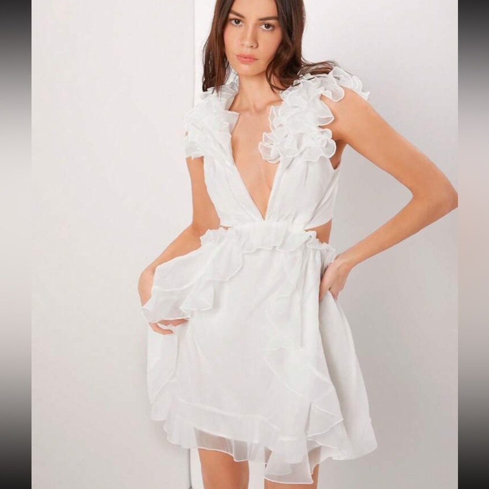 Elegant White Ruffled Dress